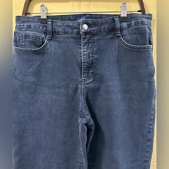 Bandolino Women's Dark Blue Skinny Jeans, Women’s, Size 14 - Picture 2 of 6